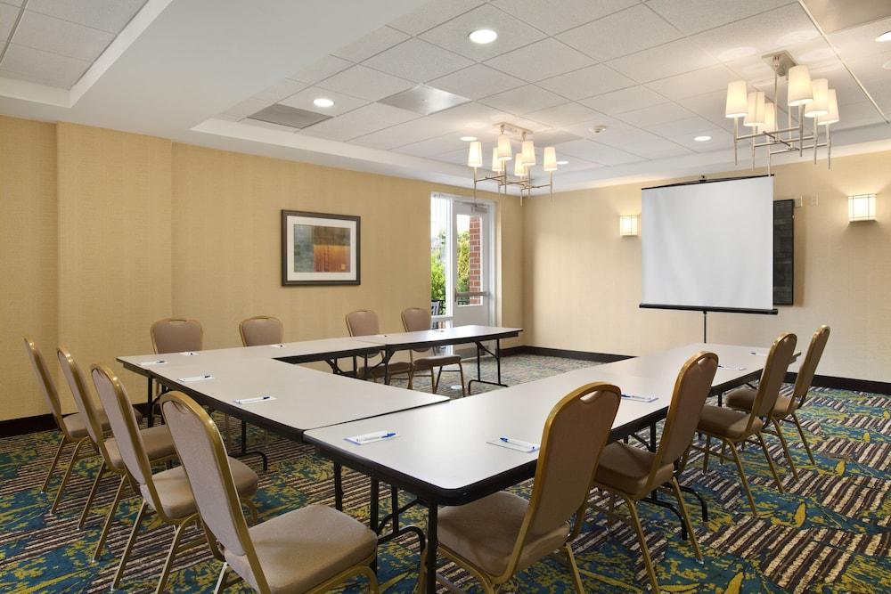 Hilton Garden Inn Silver Spring White Oak Exteriér fotografie